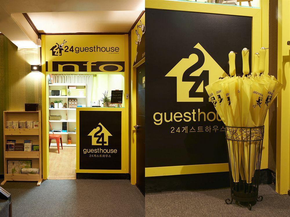 24 Guesthouse Jongno Tower Сеул Екстер'єр фото