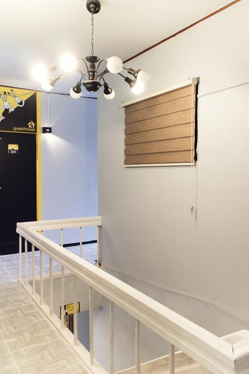 24 Guesthouse Jongno Tower Сеул Екстер'єр фото