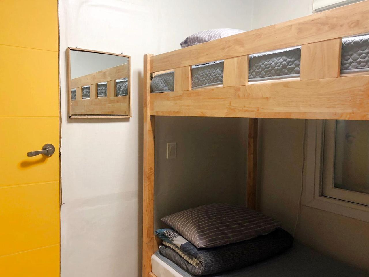 24 Guesthouse Jongno Tower Сеул Екстер'єр фото